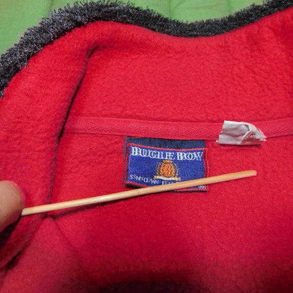 *SHIPS $4.99* Bugle Boy L 1/4 zip fleece red EUC - Picture 5 of 8